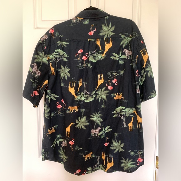 Goodfellow Men’s short sleeve button front printed shirt, XXL, jungle print - Picture 2 of 4